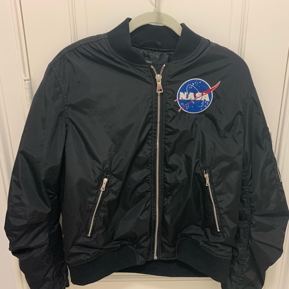 BRAND NEW NEVER WORN FOREVER 21 x NASA LOGO BLACK BOMBER JACKET UNISEX - Picture 8 of 12